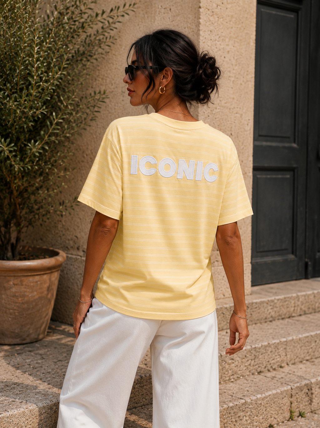 ICONIC Geborduurde shirt